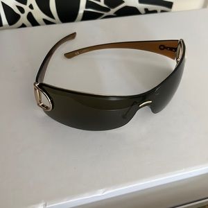 Vintage ‘00s Gucci Sunglasses with Original Case